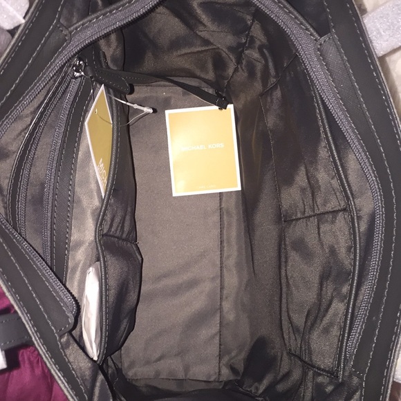 💞👜Michael Kors Large Janie tote handbag👜💞 - Picture 7 of 8